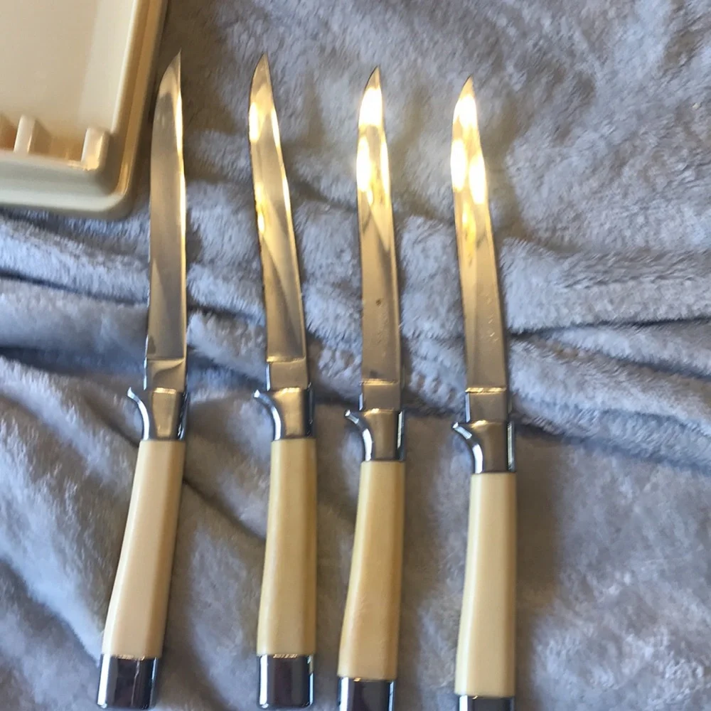 Carvel Hall Fine Cutlery by Briddell